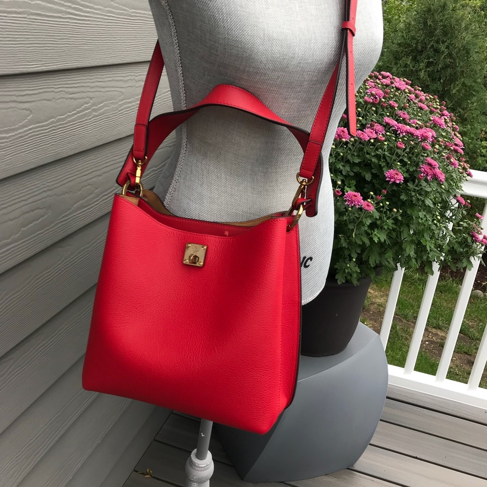 MCM NEW Milla Hobo Medium Bag - Picture 2 of 8